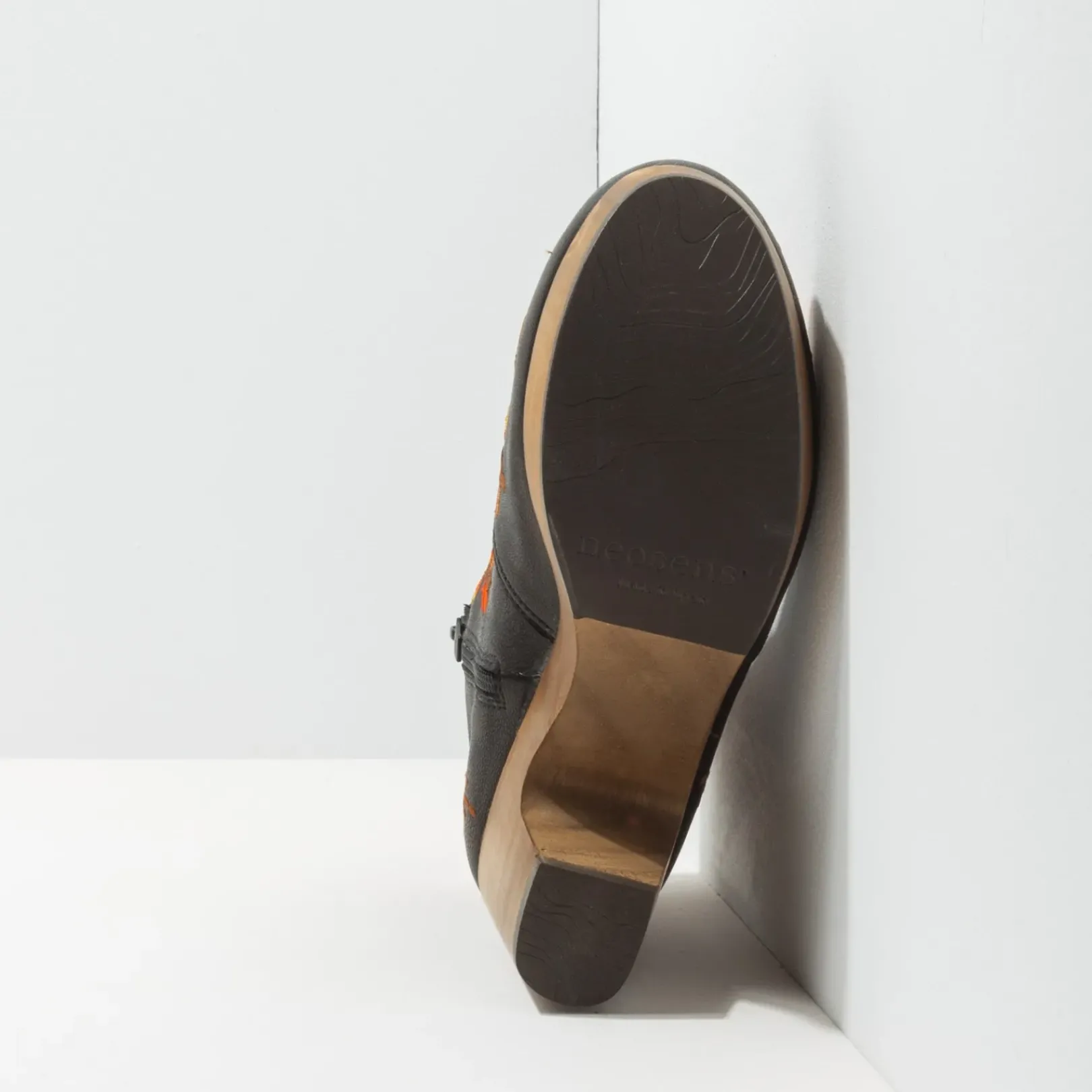 Femme Neosens 3261 St.Laurent