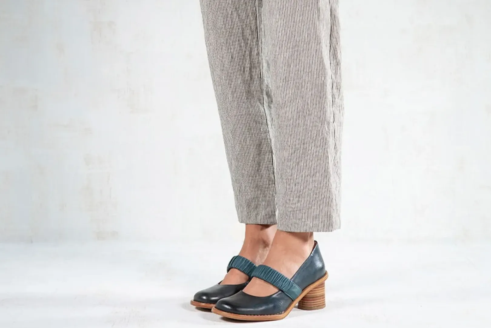 Femme Neosens S576 Debina