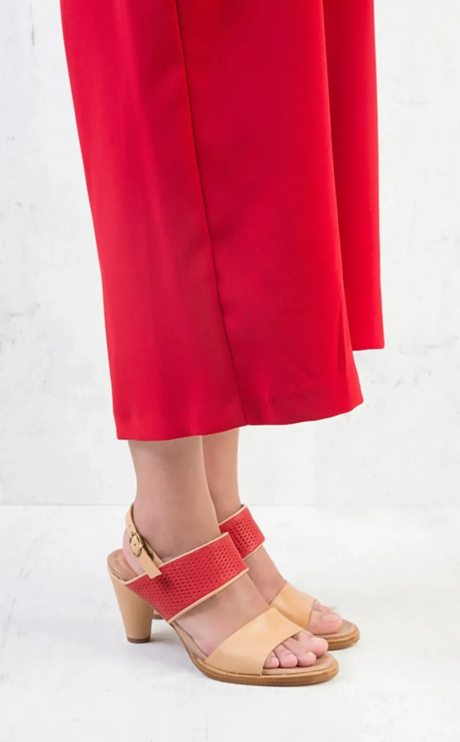 Femme Neosens S996 Montua