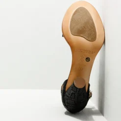 Femme Neosens S990 Montua