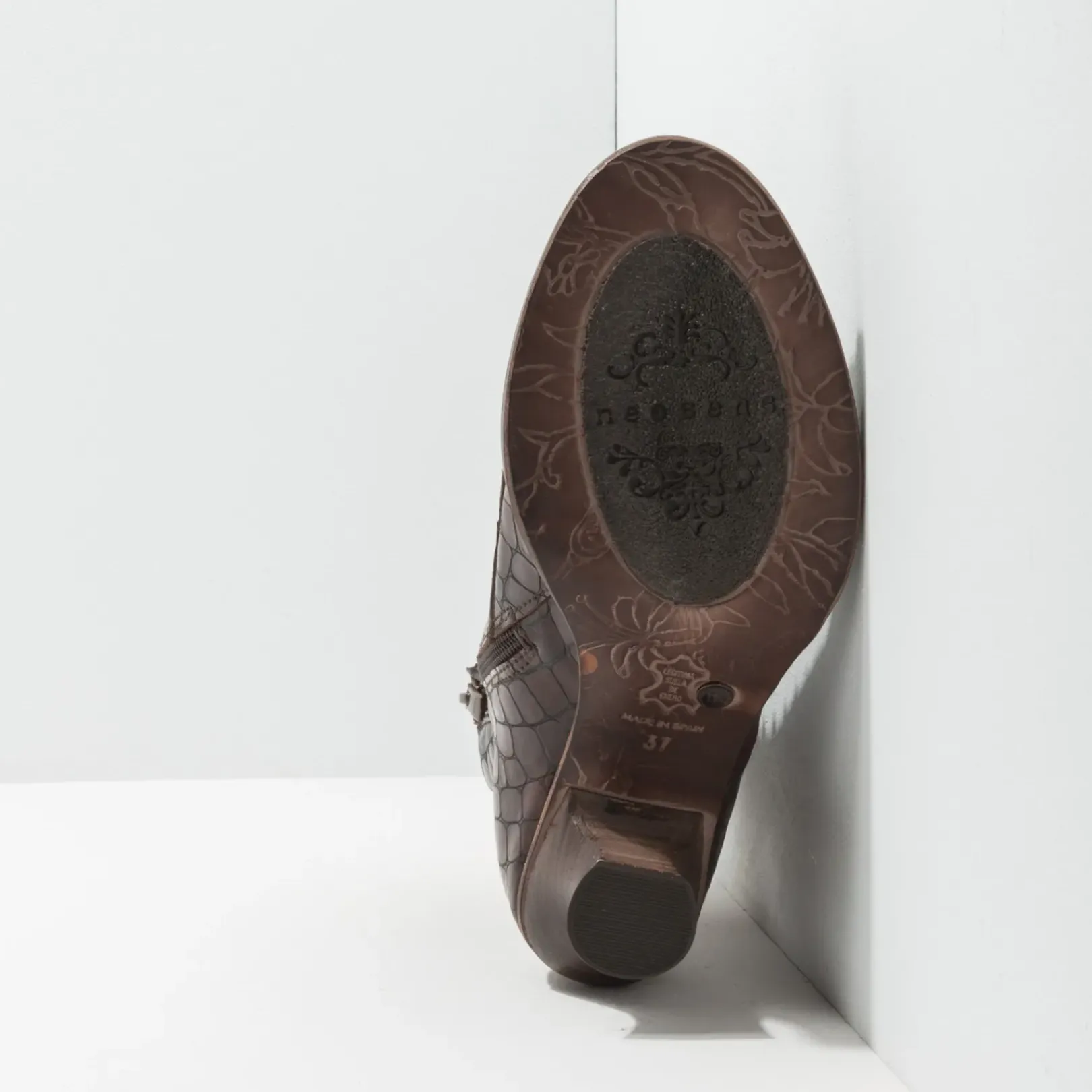 Femme Neosens S659 Rococo